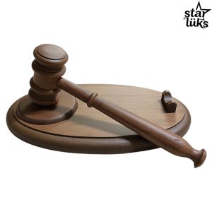 Kaliteli Premium Vip Hakim Tokmağı Hakim Savcı Avukatlar İle Müzayedeciler İçin Ofis Masa Üstü Obje